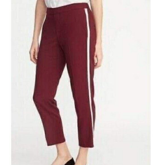 Old Navy Maroon Straight Pull On Pants Size 6 - Picture 1 of 6